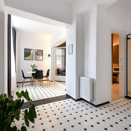 Centrally Located 1br Retreat Near Sala Palatului Apartamento